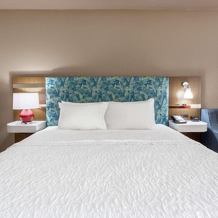 Hampton Inn Biloxi-Ocean Springs Экстерьер фото
